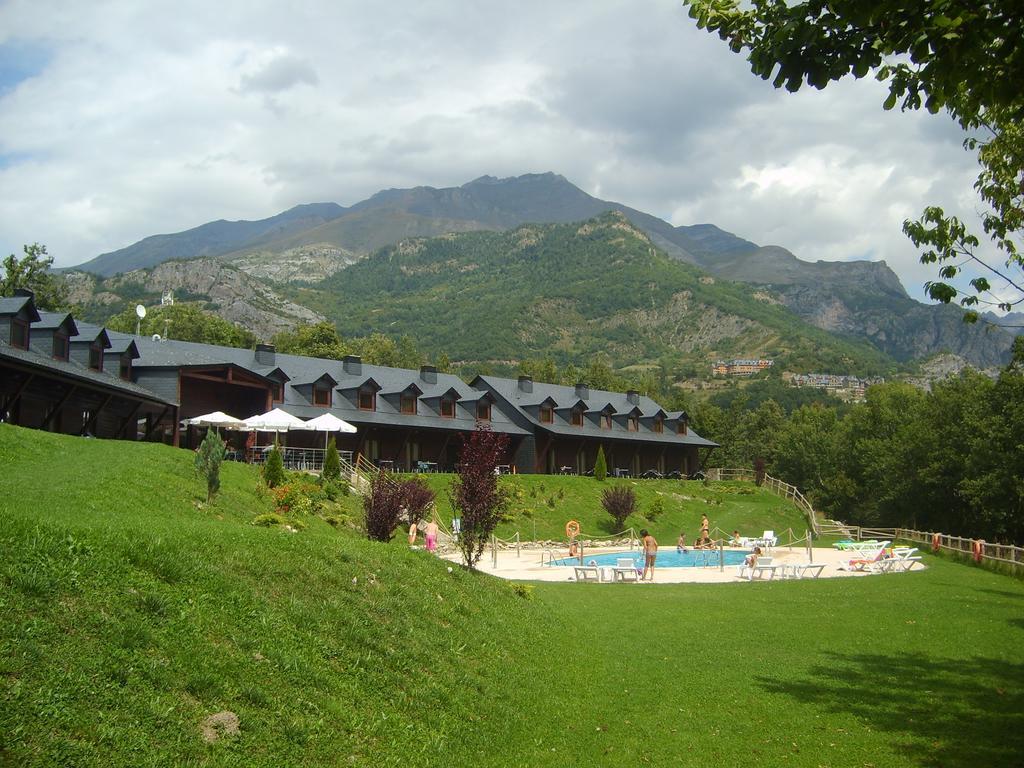 Aparthotel Bubal El Pueyo de Jaca Exterior foto