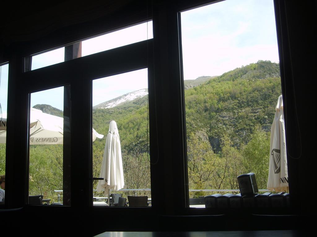 Aparthotel Bubal El Pueyo de Jaca Exterior foto