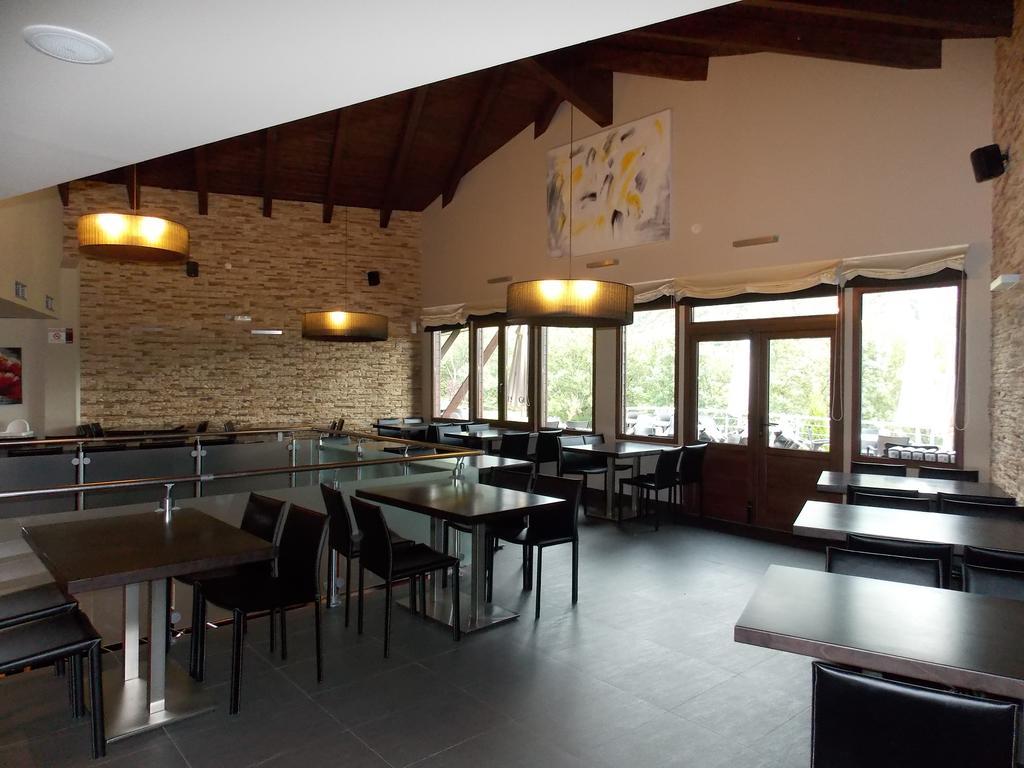 Aparthotel Bubal El Pueyo de Jaca Exterior foto